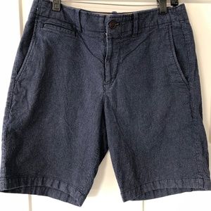 Gap Mid-Thigh Pinstripe Shorts (W 34)